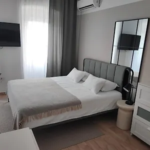 https://studio-apartments-agostini.primorje-gorskikotar.com